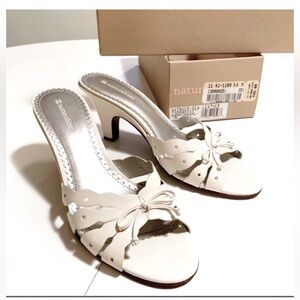 Naturalizer Women's Sandals in crème